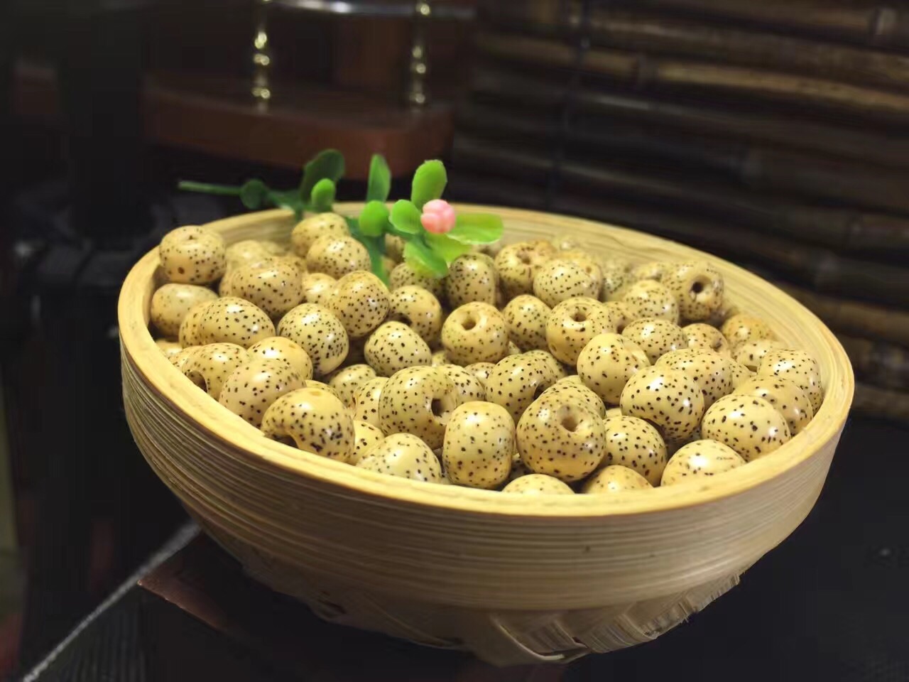 星月菩提陈籽玉化效果图,星月菩提陈籽为什么手感很干