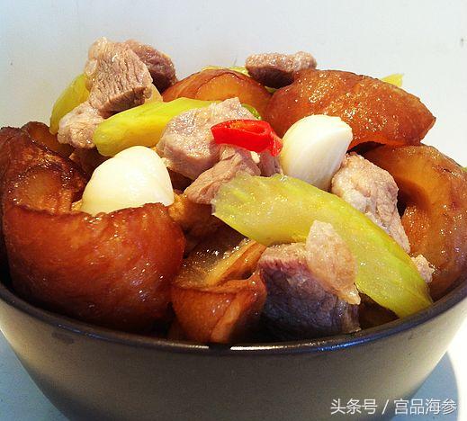 有人说海参太贵吃不起,教你如何快速制作咬得动的活海参