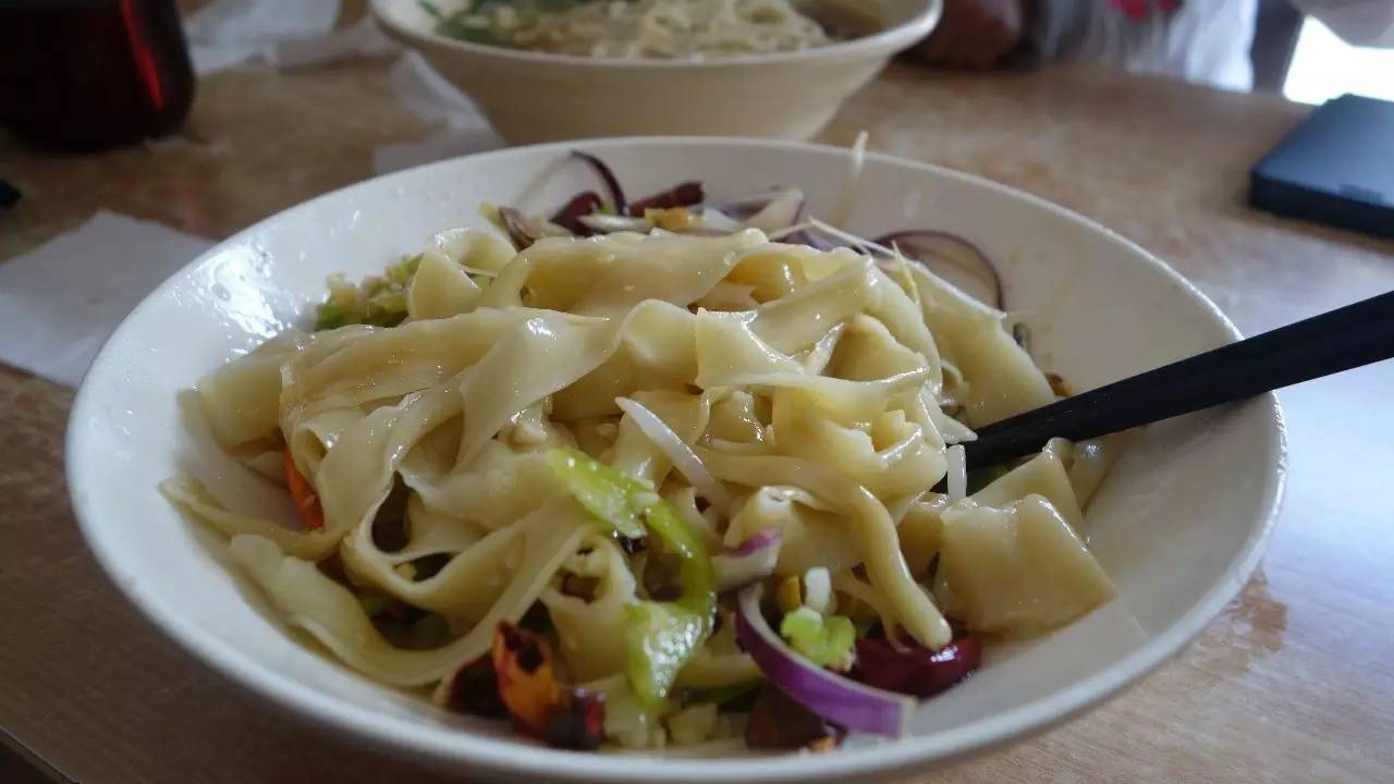 大连哪个区吃住最便宜,大连吃住玩一体的地方