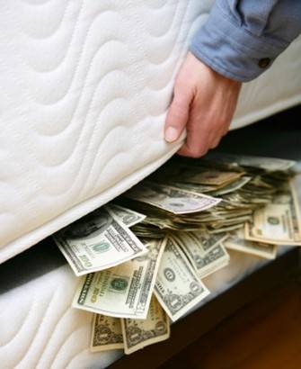 夫妻的钱存一起离婚了财产怎么分,夫妻的钱离婚了怎么分