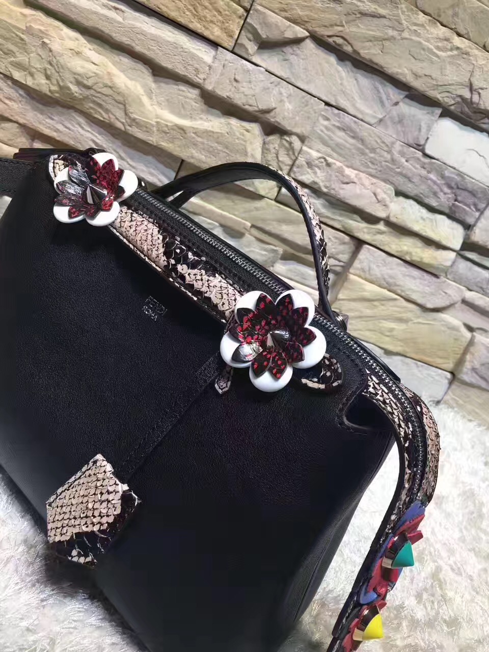 fendi包包哪一款最好看,fendi包最新款