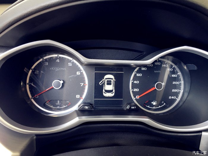 吉利博越2.0手动智尚型,吉利博越17款2.0手动测评