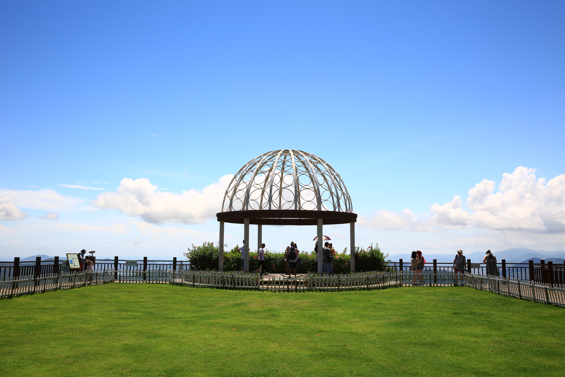 去三亚玩的旅游攻略,错峰去三亚