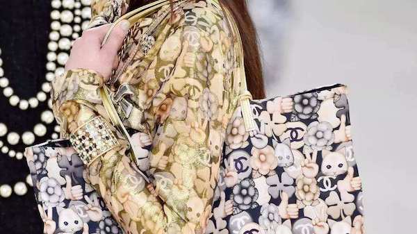 emoji表情能不能diy,emoji表情可以这样玩