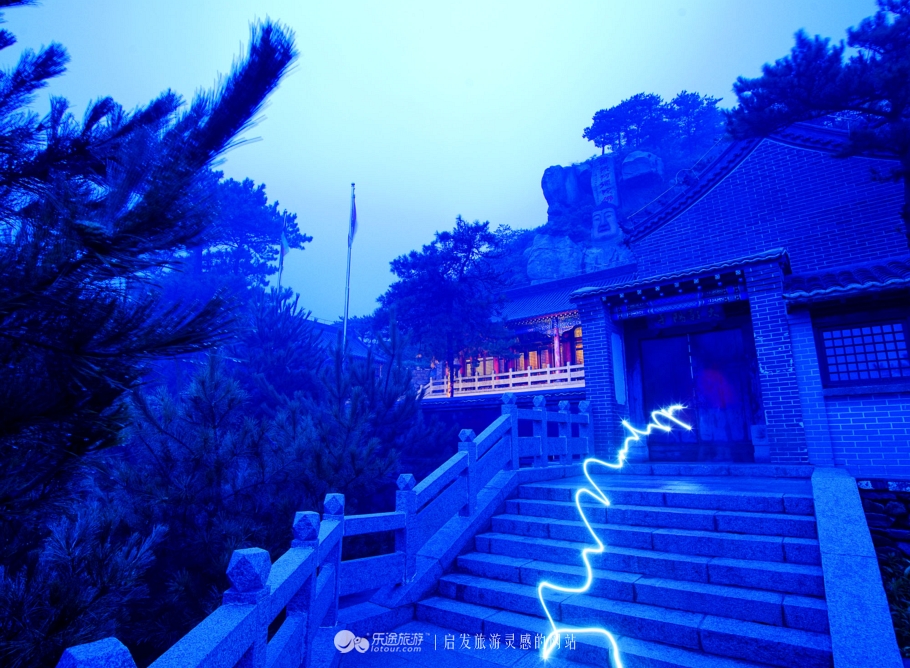 闾山四月梨花似海，源于大朝阳梨花老祖