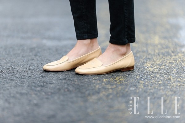 母亲节送妈妈鞋子百搭,母亲节送给妈妈的平底鞋