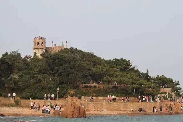 外地人有福了!是谁整理的这本青岛玩乐指南?我要奖励他!