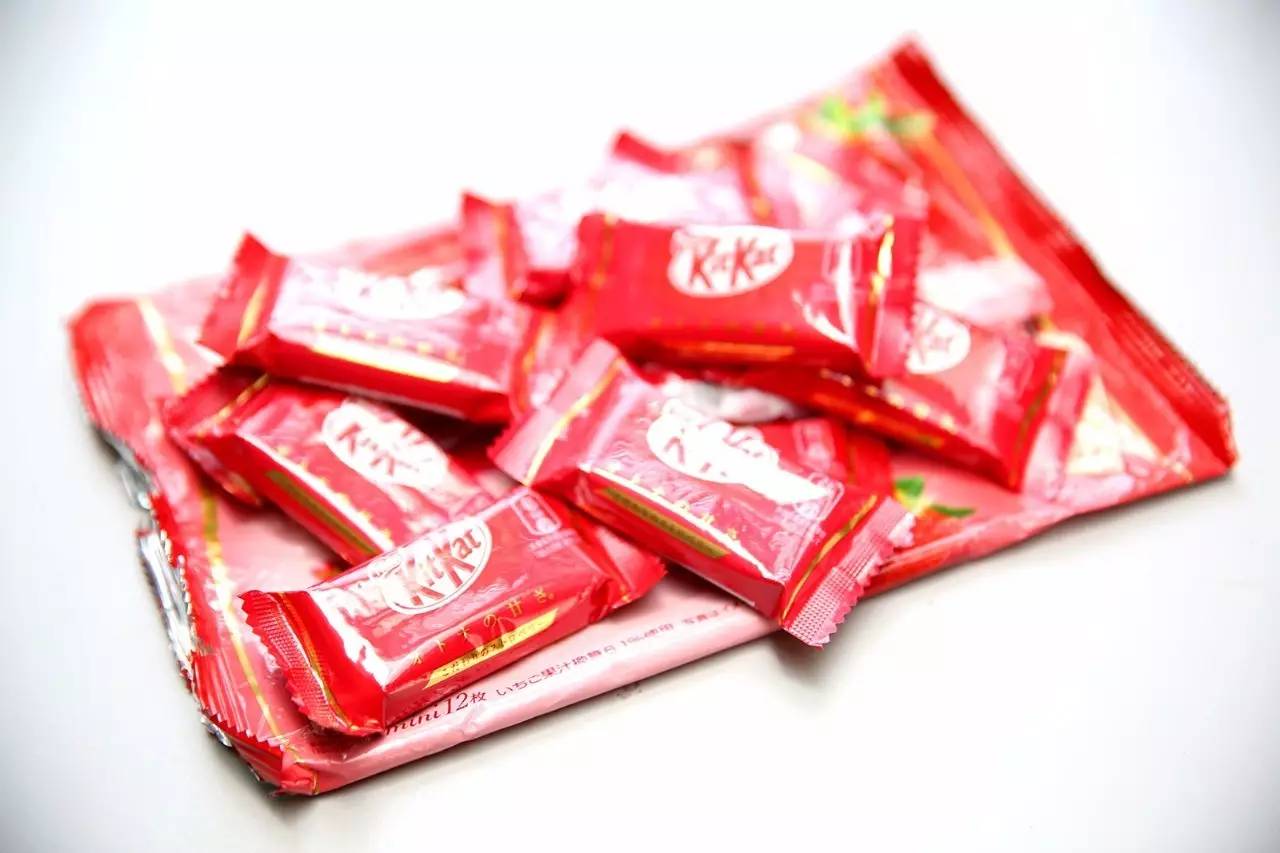 可能是有史以来热量最高的试吃报告了｜KitKat