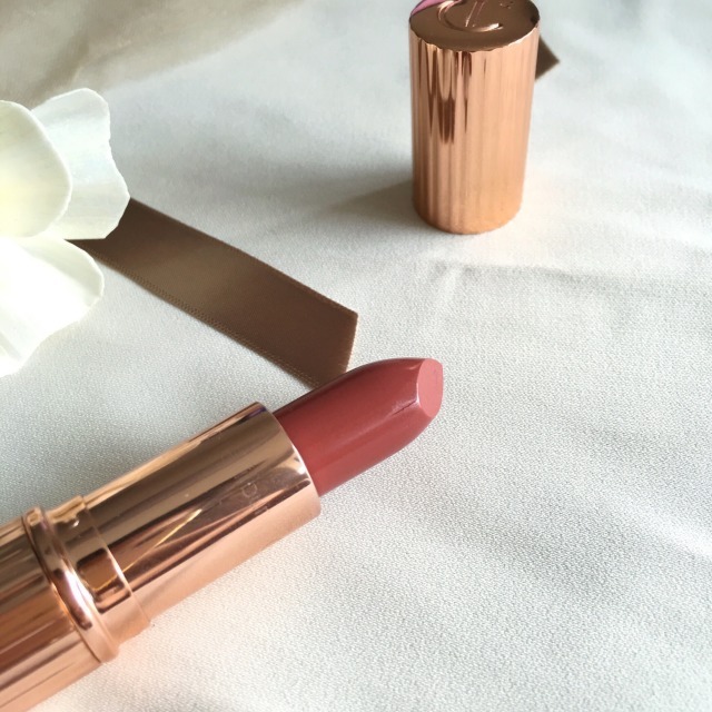送给妈妈的礼物口红,适合母亲节送的礼物口红