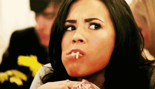 一双纯白的球鞋diss,一双小白鞋的热议