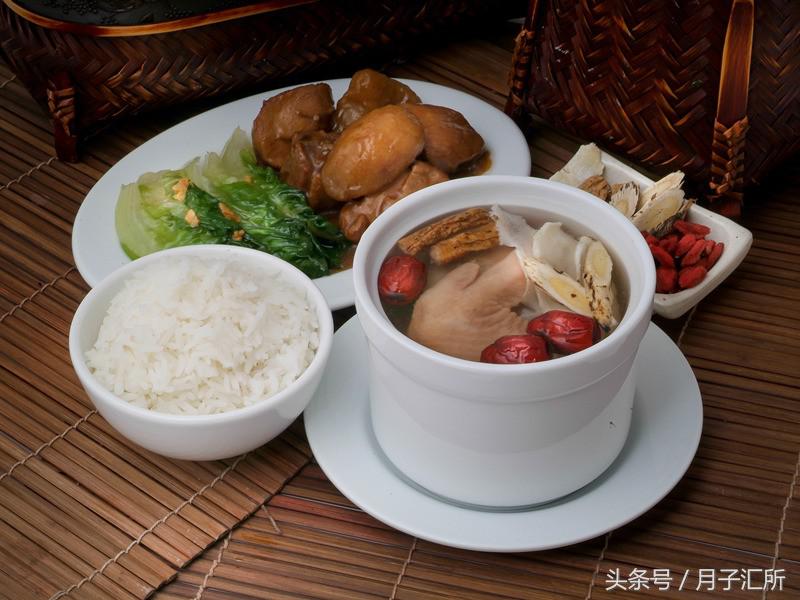 宝宝便便说明健康,宝宝便便有奶瓣颗粒还是绿色的