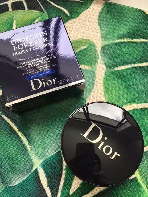 年轻前卫高定ysl美妆强势来袭,祖玛珑遮瑕