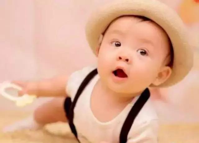 宝宝这几个地方不用过度清洁,宝宝脏了怎样清洗干净