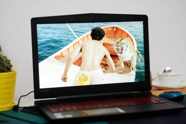 联想拯救者r720和y7000哪个好,联想拯救者r720-151kbn怎么样