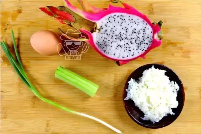 炒饭怎么做简单又好吃儿童,茄子炒饭家常做法简单好吃