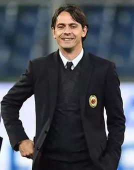 谁说踢足球的智商不高?绿茵场的高材生绝对碾压众生!