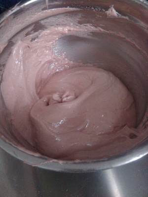 这款爆浆红丝绒蛋糕太好吃了,口感细腻的红丝绒蛋糕