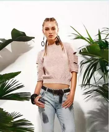 渔网袜潮酷搭配,破洞渔网袜穿搭