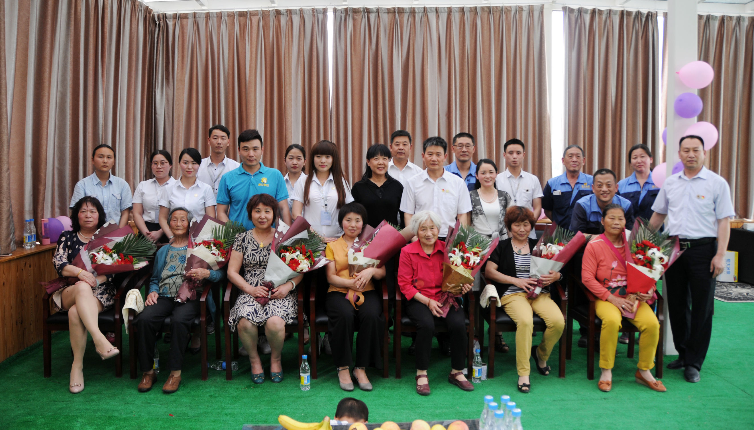 感恩母亲节献爱心活动,感恩母亲节孝心在行动