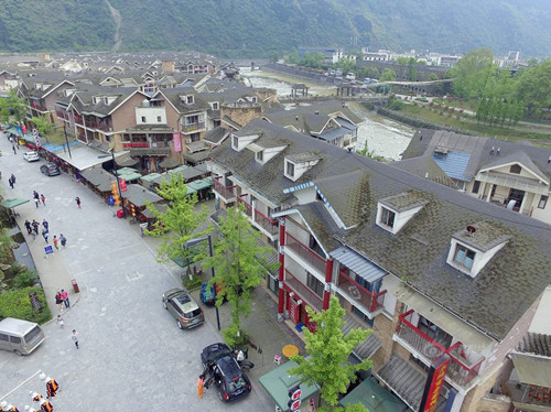 汶川地震后的房子免费吗,汶川地震保留最好的房子