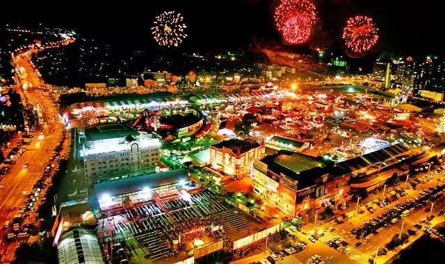 外地人有福了!是谁整理的这本青岛玩乐指南?我要奖励他!