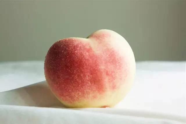 周末，宅在家里不如开始做冰棒吧！想吃什么口味自己选，这个夏天才不算浪费！