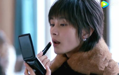 欢乐颂2曲筱绡带货,欢乐颂2曲筱绡买的啤酒