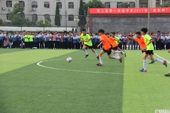 汶上第二实验中学足球,济宁市实验初中校长杯足球比赛