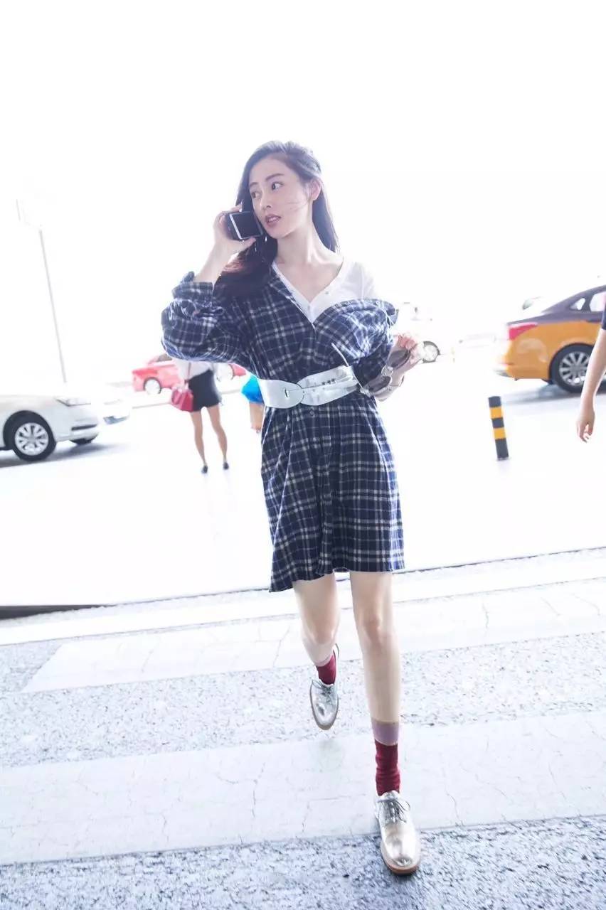 上周机场平分秋色|求求带货的女大王让群众们眼前一亮吧!