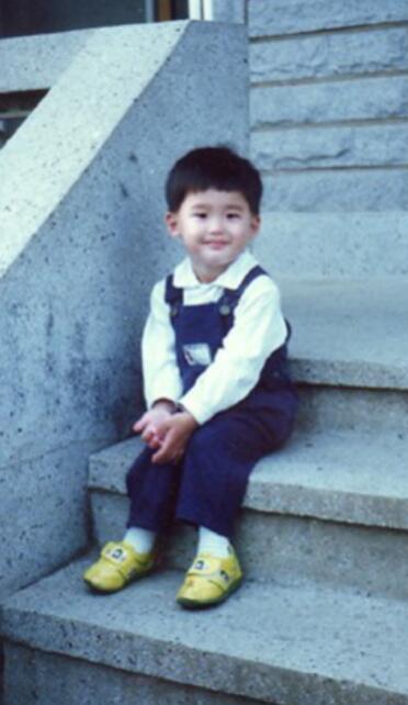 李钟硕小可爱,李钟硕iu童年照