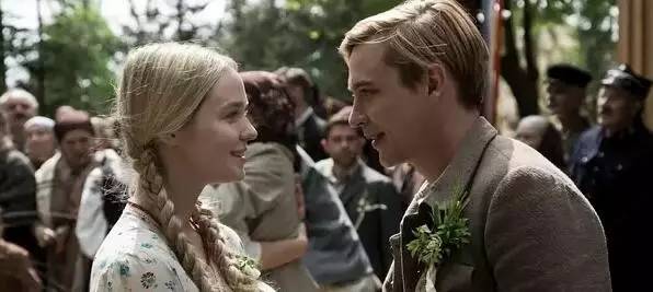 再现地狱！扣眼掏肠、滚水刮皮、焚烧幼童，这只是真实的十分之一