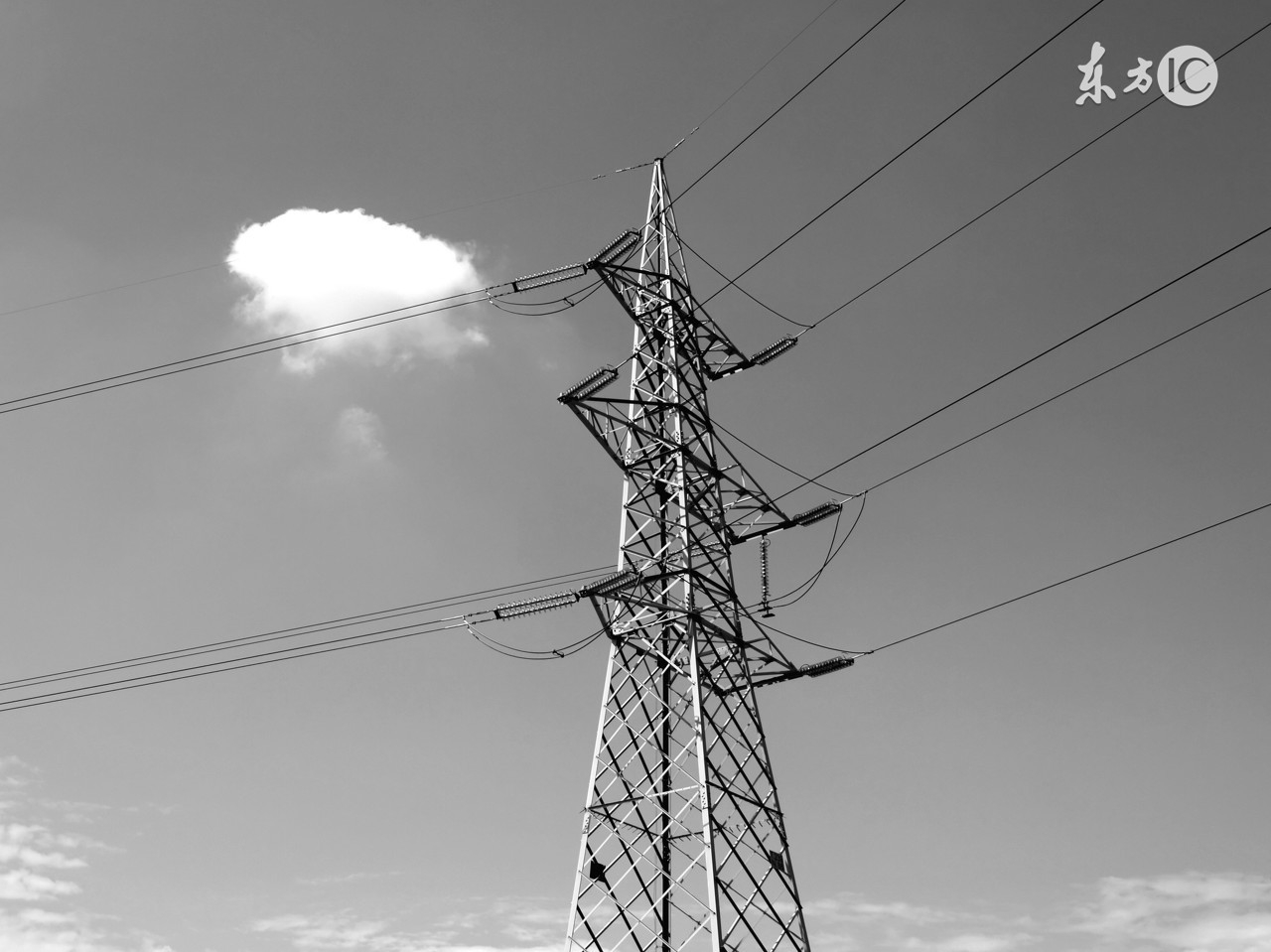 并联电容对功率的影响,为什么并联电容可以减小无功功率