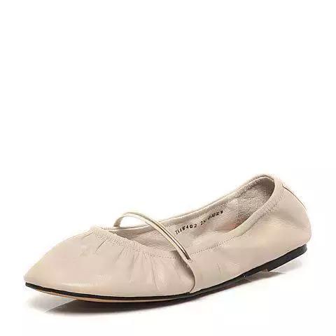 榛果深棕发色,臻果褐