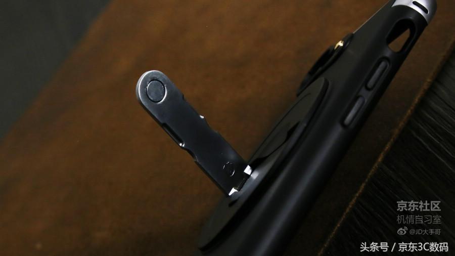 遮挡手机镜头的手机壳测评,自带镜头保护的手机壳好用吗