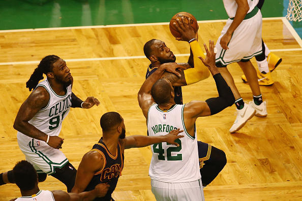 “垂帘主帅”毒奶小波波维奇?1招如来神掌拍死你72变