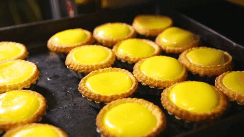 一年狂卖300万个！排队人数可以绕地球3圈！这酥皮蛋挞厉害了