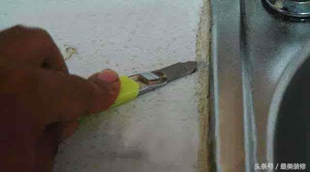 洗脸盆玻璃胶发霉怎么清除,玻璃胶发霉变黑清除小妙招