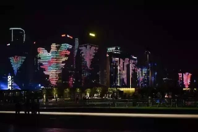 帝国大厦、堪培拉电讯塔、广州塔、杭州东站，浙大用这种方式庆生