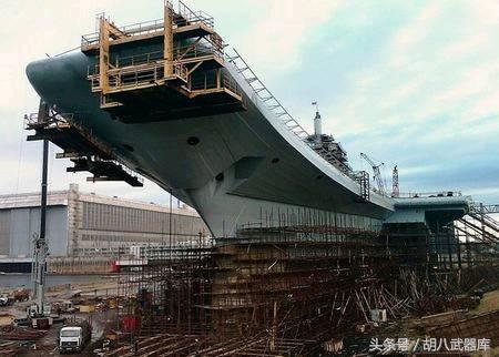 俄罗斯造两栖攻击舰,俄罗斯造2艘重型巨舰