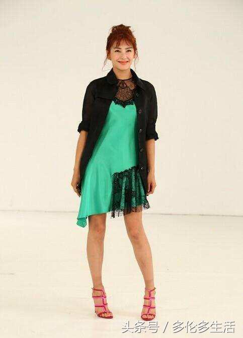 初夏连衣裙文艺范 (气质连衣裙让你从夏美到秋)