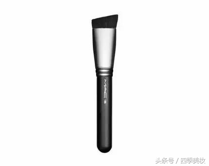 初学化妆需买哪些简单化妆品,新手化妆必备化妆品一套