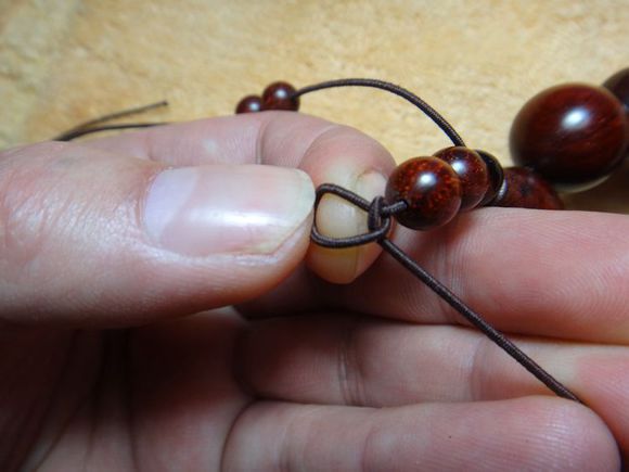 佛珠绳子断了去哪里修,佛珠绳子断了怎么办