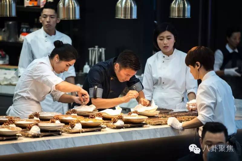 谢霆锋米其林之宴,谢霆锋厨艺pk米其林