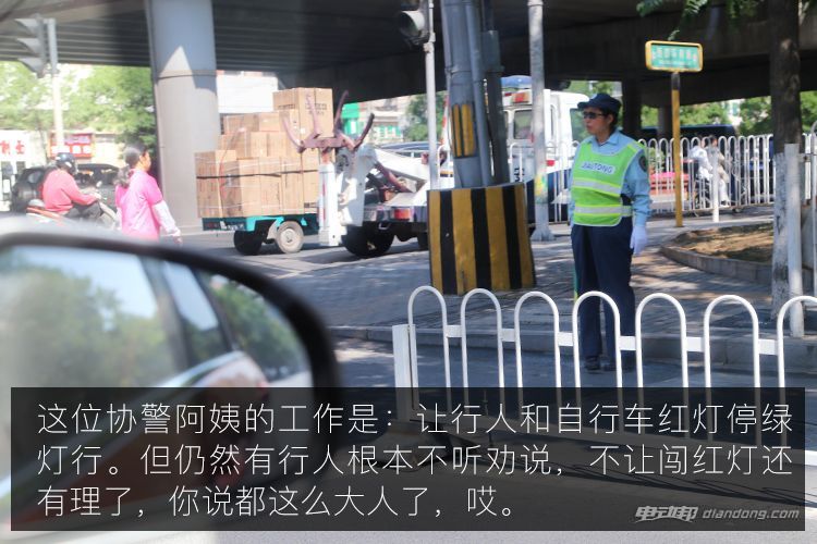 开着奔驰260的视频,开着es200去旅游是什么样的体验