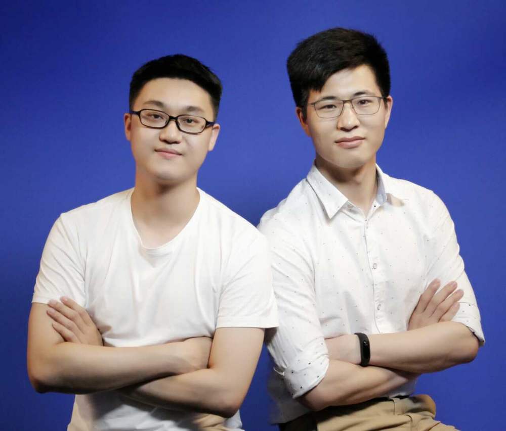 他兼职创业半月融资100万4万用户5秒制九宫格图片上线10套模版