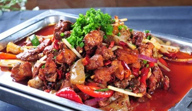 潮玩美食打卡点,潮玩要不断超越消费者的心智