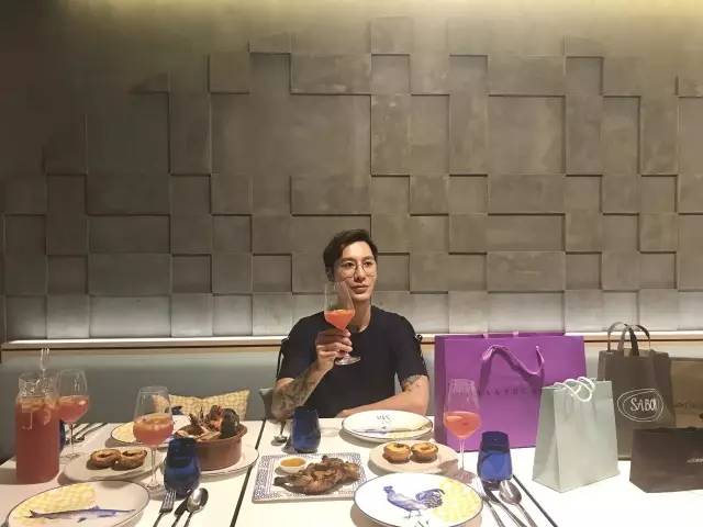 香港旅游攻略值得买的东西,香港攻略必去的店