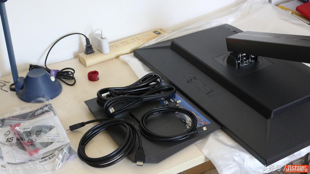 华硕vg279q和vg279q1a什么区别,27寸2k显示器华硕260Hz