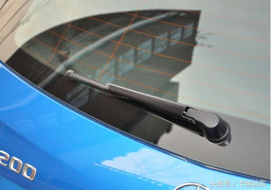 三厢车为什么没用后雨刷,三厢车没后雨刷下雨怎么办