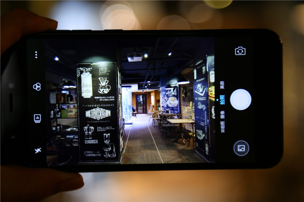 裸眼3d手机可播放高清视频,手机可以看3d电影吗用3d眼镜